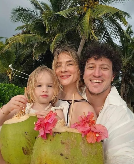 Caner Erdeniz'den Müge Boz'a sürprizi